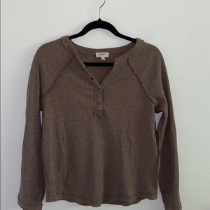 Comfy quarter button up long sleeve!